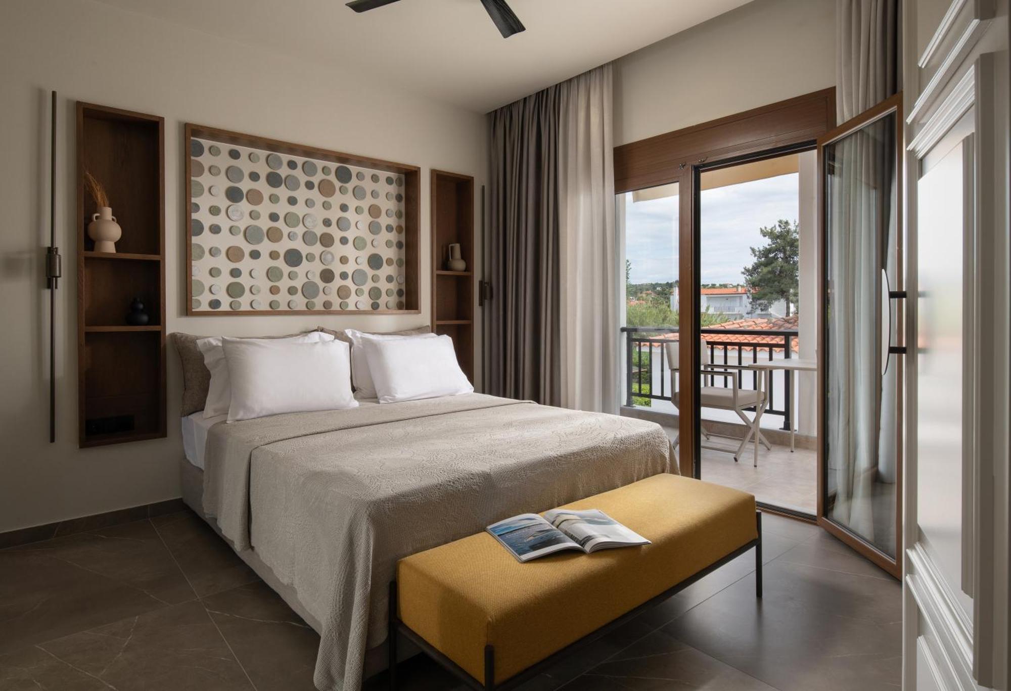 Assano Seafront Luxury Apartment Nikiti  Bagian luar foto